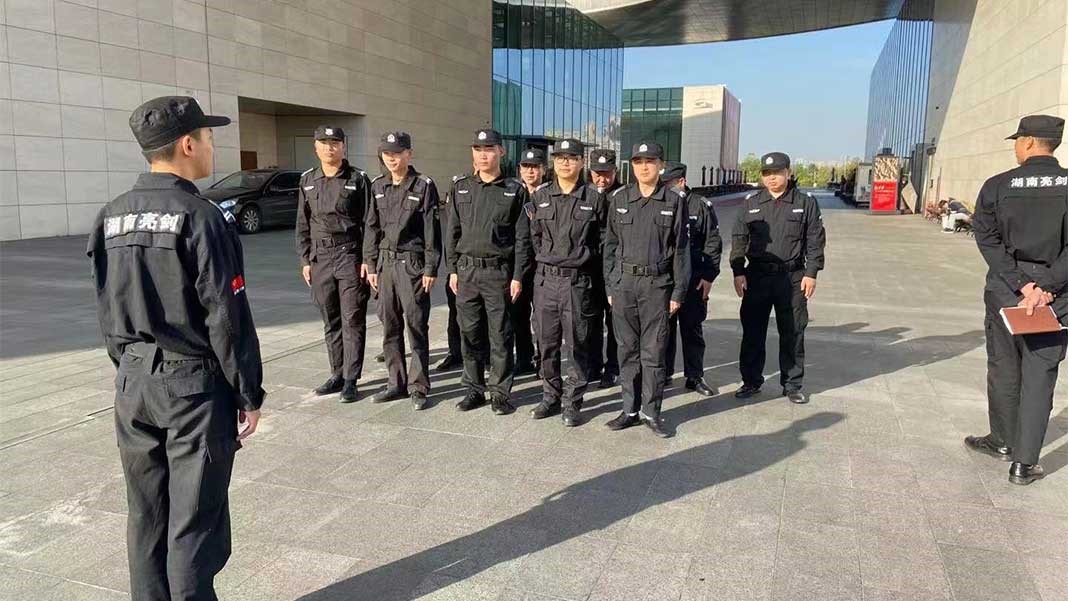 李自健美術館